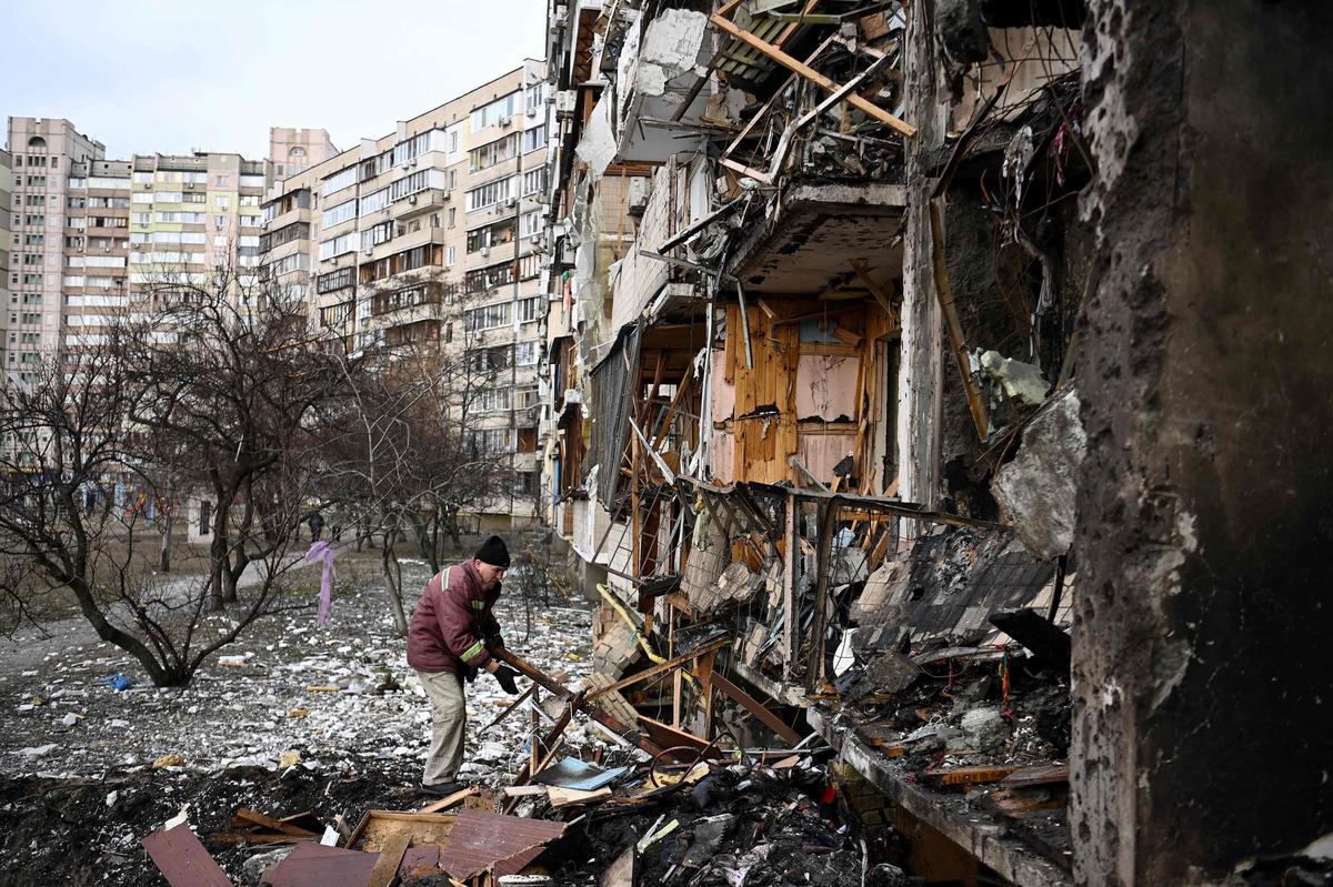 Granatat ruse në ditën e 13-të të pushtimit pengojnë evakuimin e civilëve